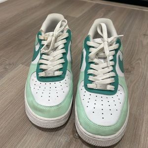 Customized Air forces from Craze Customs. Used. Size women’s 10 and men’s 8.5